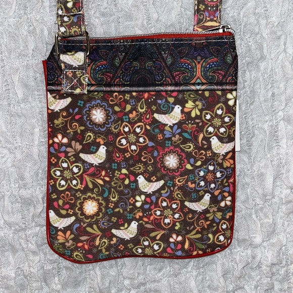 Hancock Fabrics: Crossbody Bag, Adjustable Strap - Picture 2 of 13